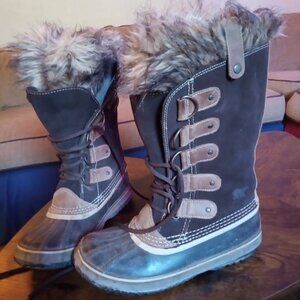 Sorel Joan of Arctic Snow Boots - Size 8